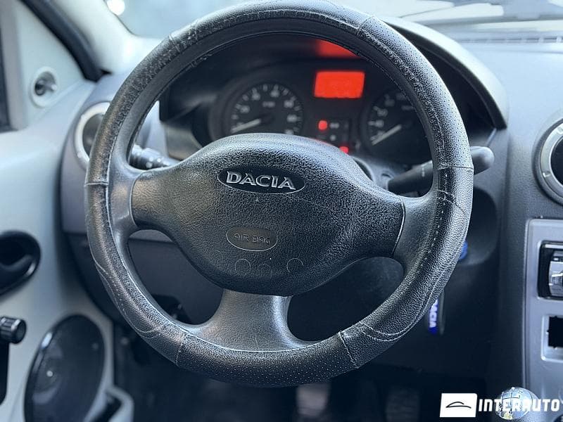 Dacia Logan MCV 2008 — Миниатюра 8