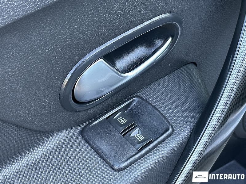 Dacia Logan MCV Stepway 2018 — Миниатюра 15