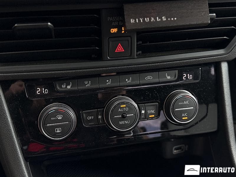 Volkswagen Jetta 2019 — Миниатюра 14