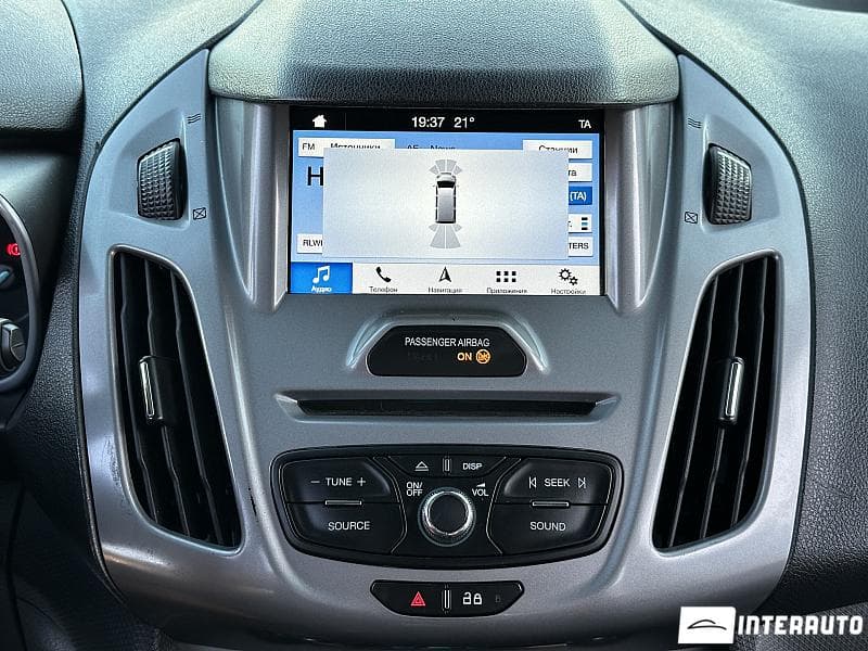 Ford Tourneo Connect 2018 — Миниатюра 9