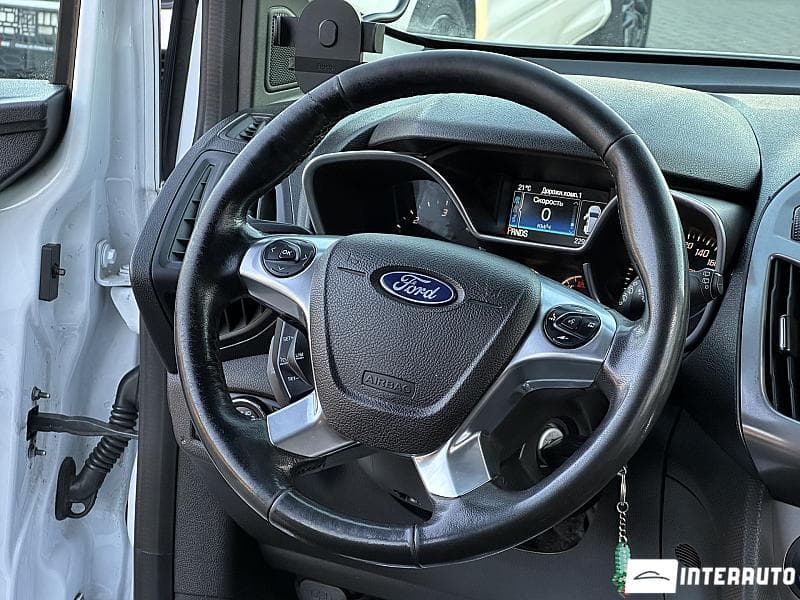 Ford Tourneo Connect 2018 — Миниатюра 7