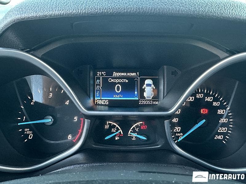 Ford Tourneo Connect 2018 — Миниатюра 8