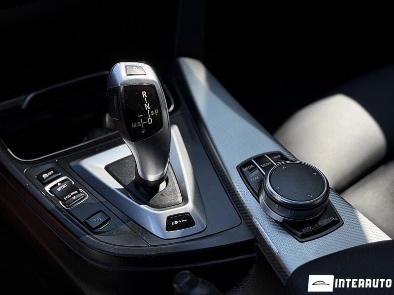 BMW 330E 2017 — Миниатюра 15