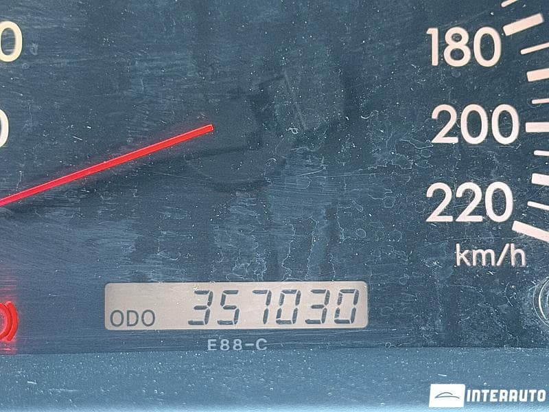 Toyota Corolla 2004 — Миниатюра 10