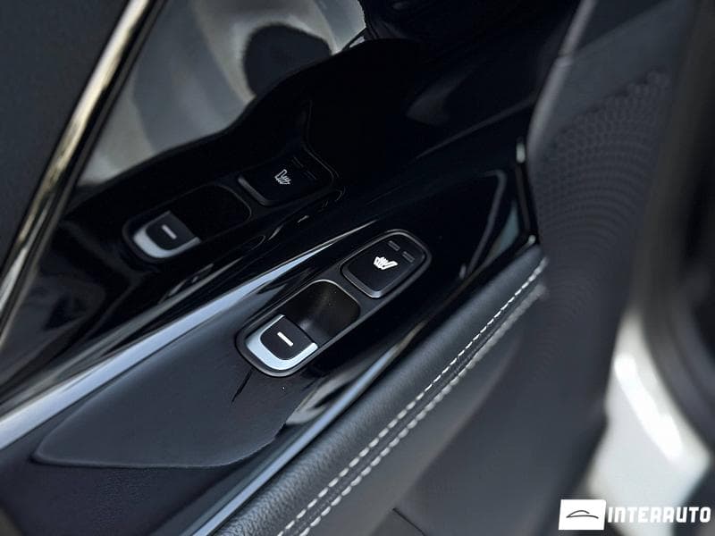 Kia Niro 2018 — Миниатюра 17