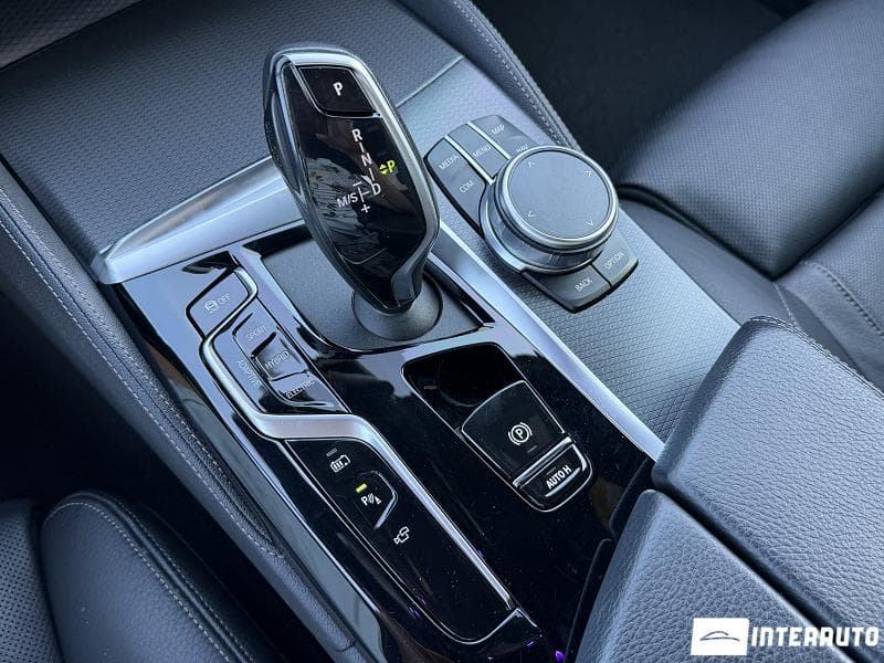 BMW 545e 2021 — Миниатюра 18