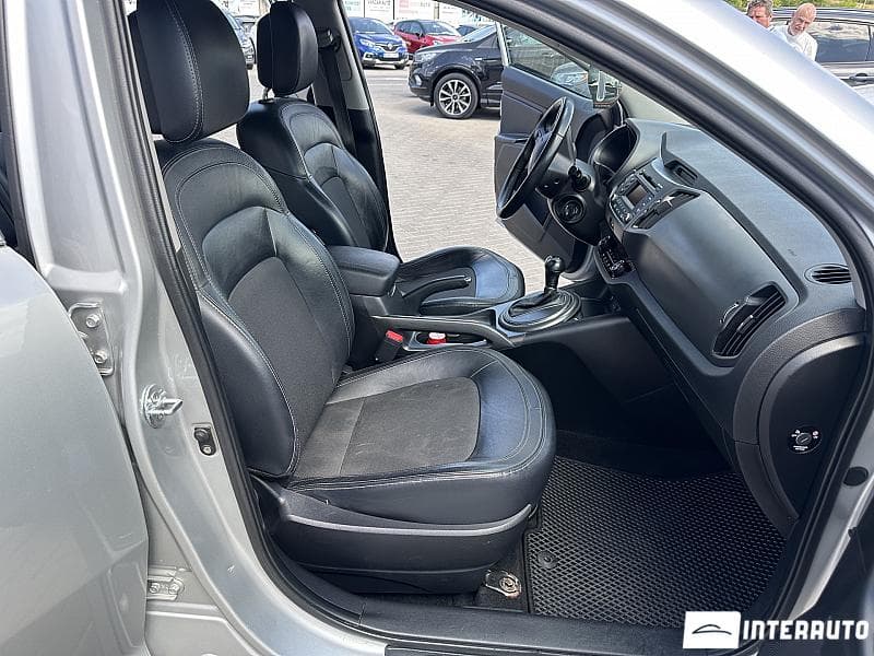 Kia Sportage 2011 — Миниатюра 10