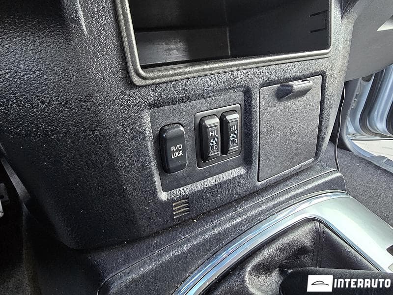 Mitsubishi Pajero 2007 — Миниатюра 14