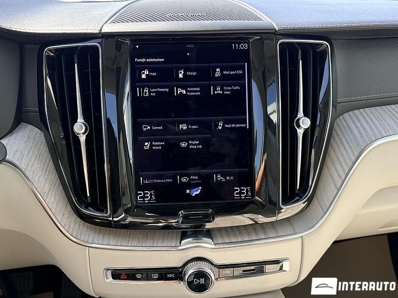 Volvo XC 60 2020 — Миниатюра 9