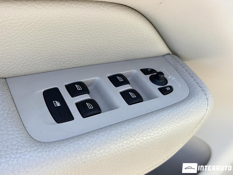 Volvo XC 60 2020 — Миниатюра 17