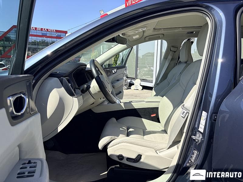 Volvo XC 60 2020 — Миниатюра 5
