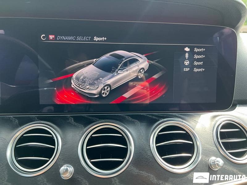 Mercedes E 220 2019 — Миниатюра 11