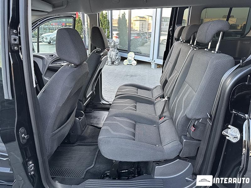 Ford Tourneo Connect 2017 — Миниатюра 15