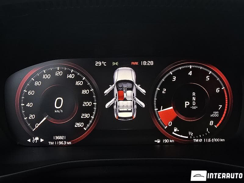 Volvo XC 40 2019 — Миниатюра 8