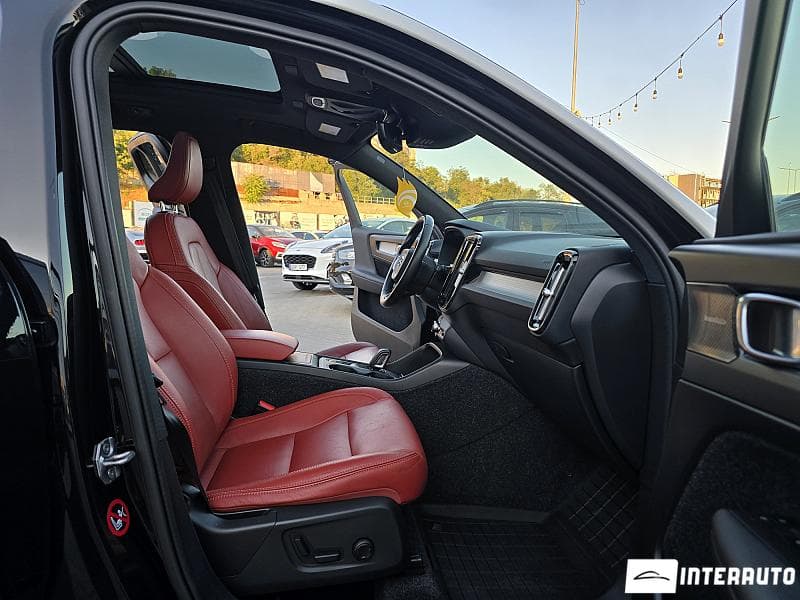 Volvo XC 40 2019 — Миниатюра 12