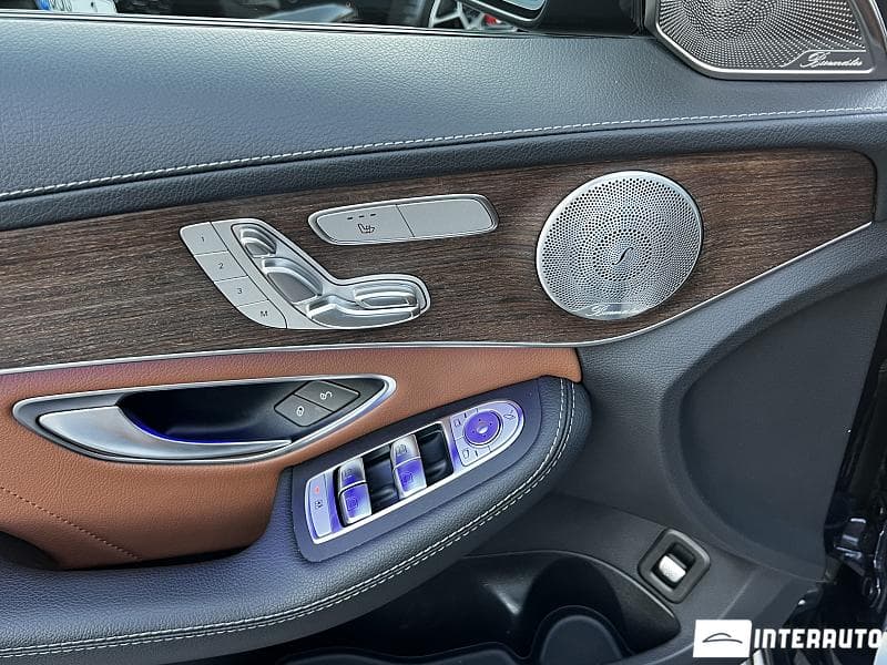 Mercedes C 43 AMG 2019 — Миниатюра 12