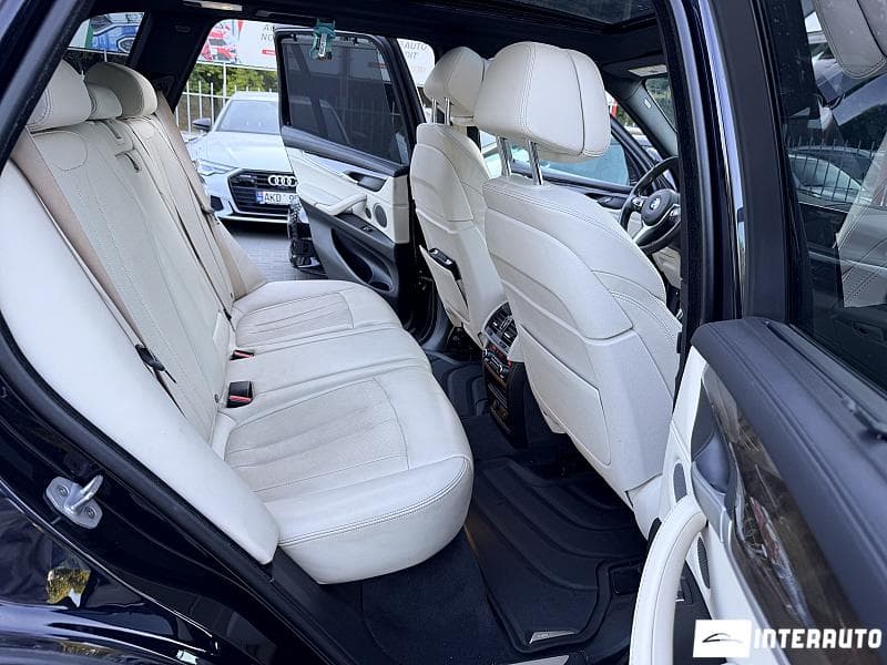 2017 BMW X5 4.0e — Miniatură 8