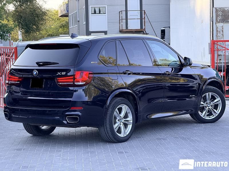 2017 BMW X5 4.0e — Miniatură 2