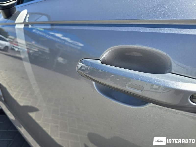 Audi A4 2019 — Миниатюра 16