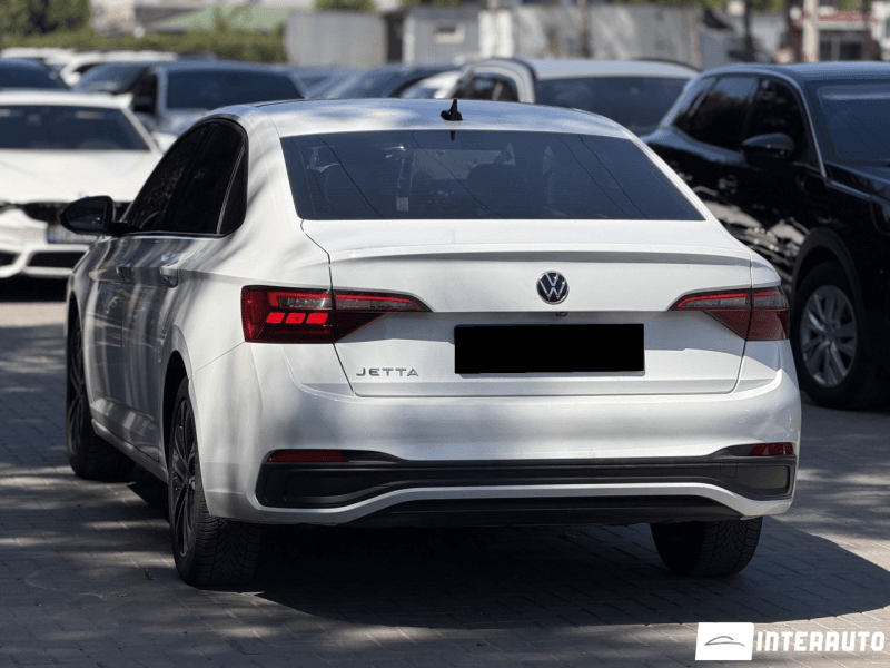 2022 Volkswagen Jetta — Miniatură 4