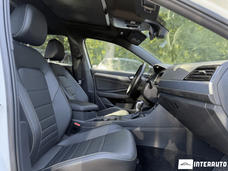 2022 Volkswagen Jetta — Miniatură 17