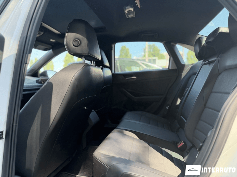 2022 Volkswagen Jetta — Miniatură 18