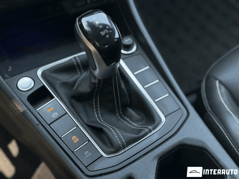2022 Volkswagen Jetta — Miniatură 16