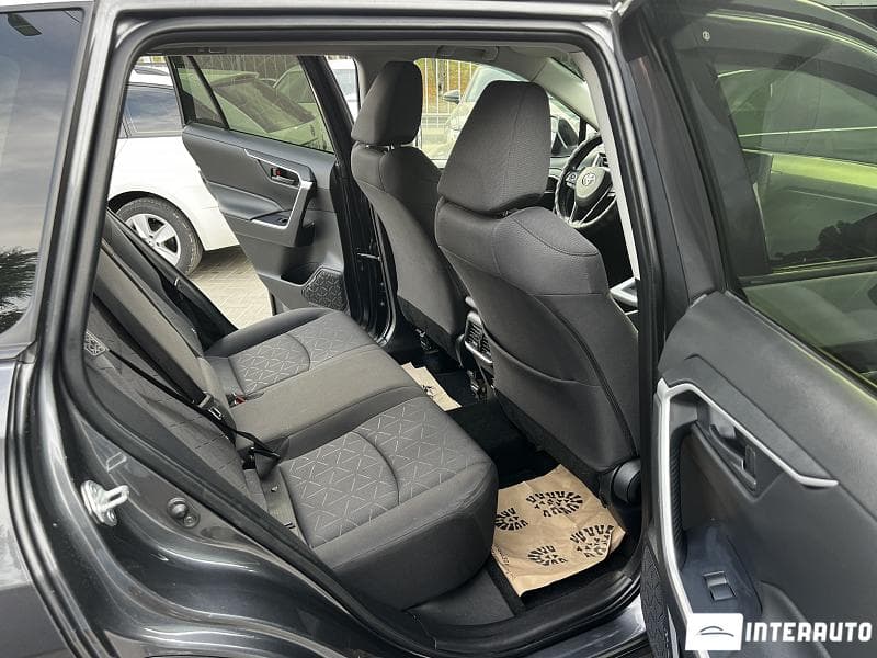 Toyota Rav-4 2021 — Миниатюра 9