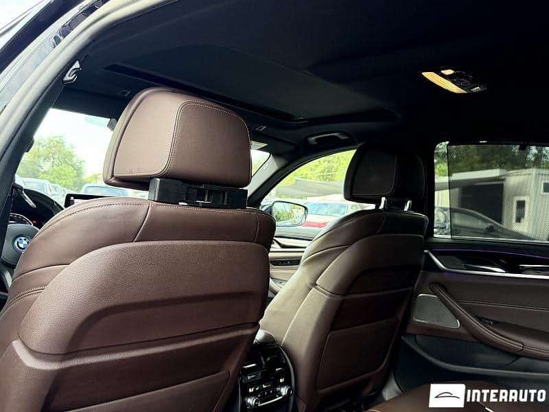 BMW 530e 2022 — Миниатюра 5