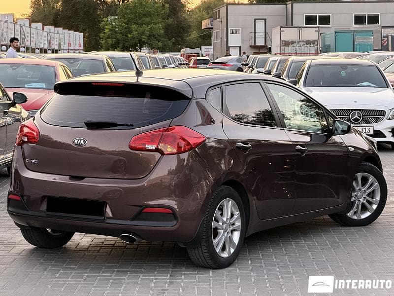 Kia Ceed 2013 — Миниатюра 3