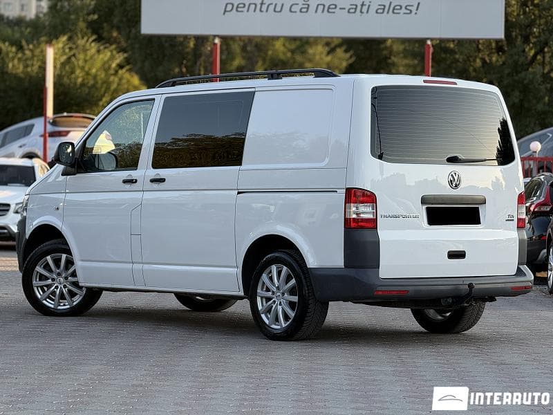 Volkswagen Transporter 2013 — Миниатюра 3