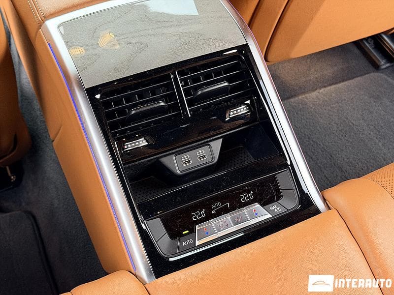 BMW 840i 2021 — Миниатюра 16