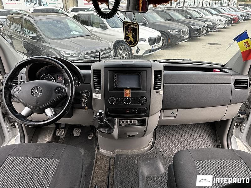 Mercedes Sprinter 2018 — Миниатюра 6