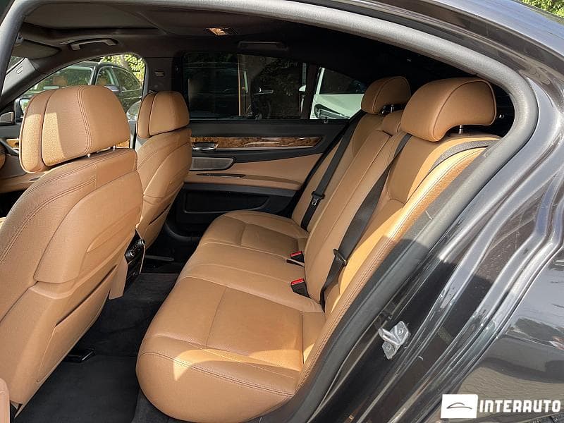 BMW 750 2013 — Миниатюра 18
