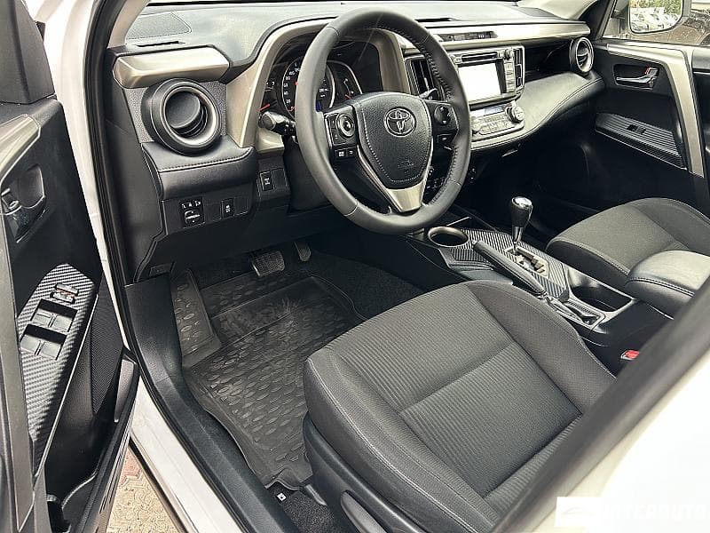 Toyota Rav-4 2015 — Миниатюра 5