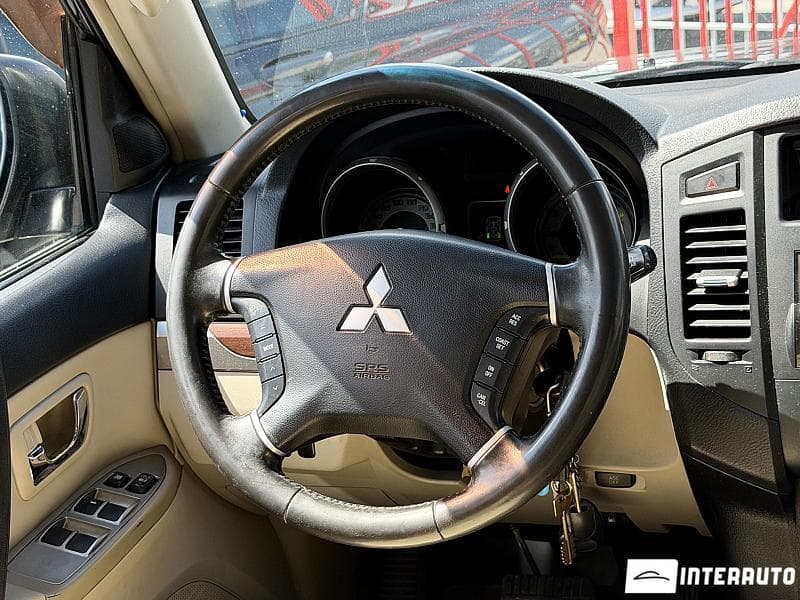 Mitsubishi Pajero 2007 — Миниатюра 7