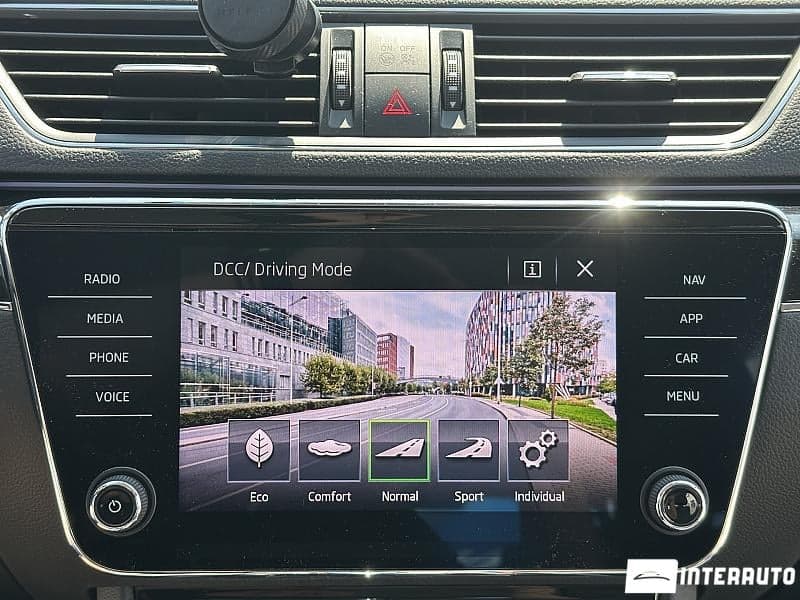 Skoda Superb 2020 — Миниатюра 10