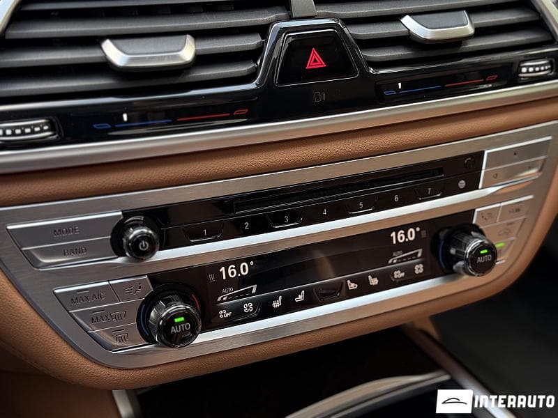 BMW 740e 2016 — Миниатюра 14