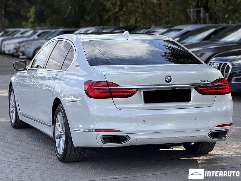 BMW 740e 2016 — Миниатюра 4