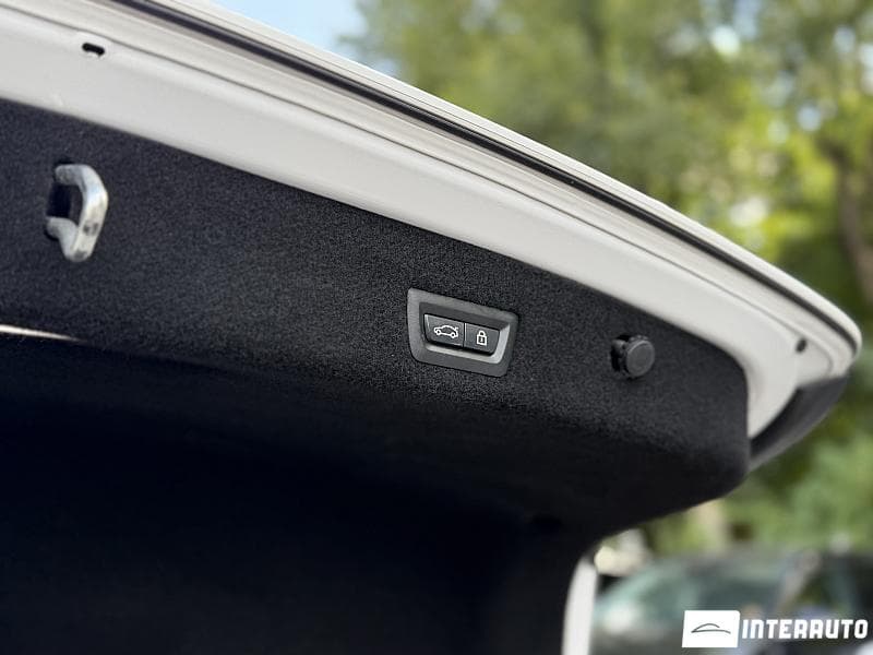 BMW 740e 2016 — Миниатюра 22
