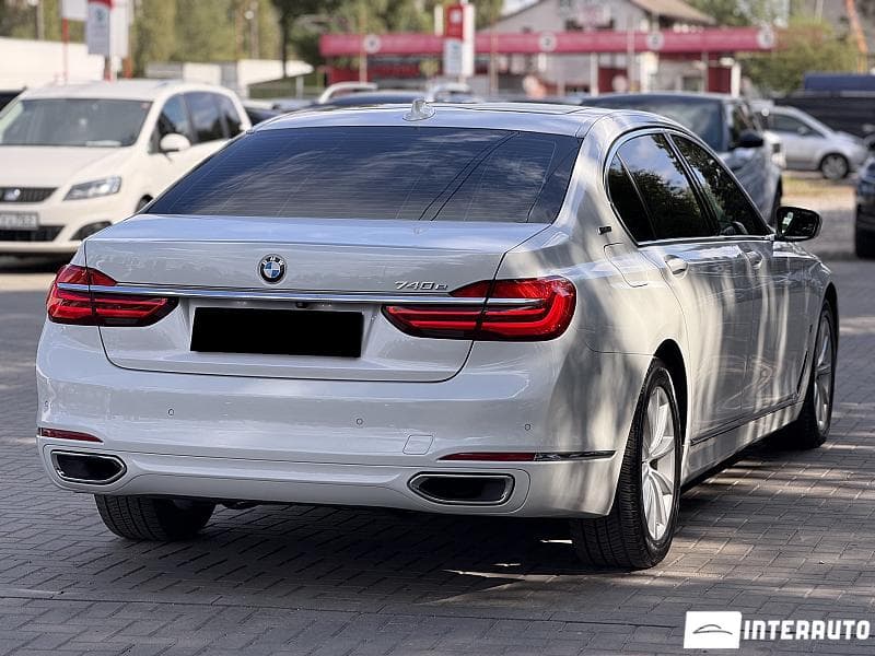BMW 740e 2016 — Миниатюра 2