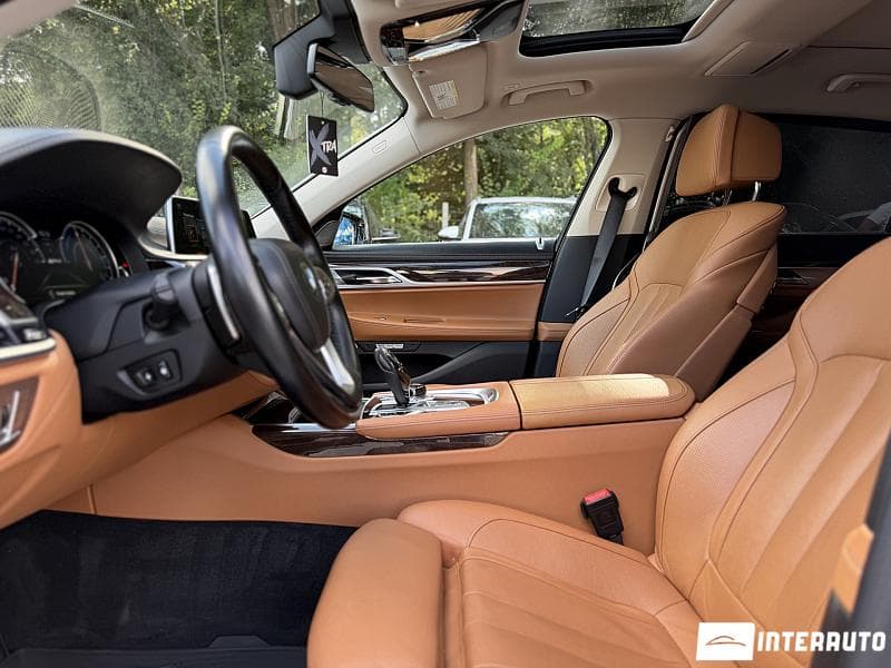 BMW 740e 2016 — Миниатюра 6