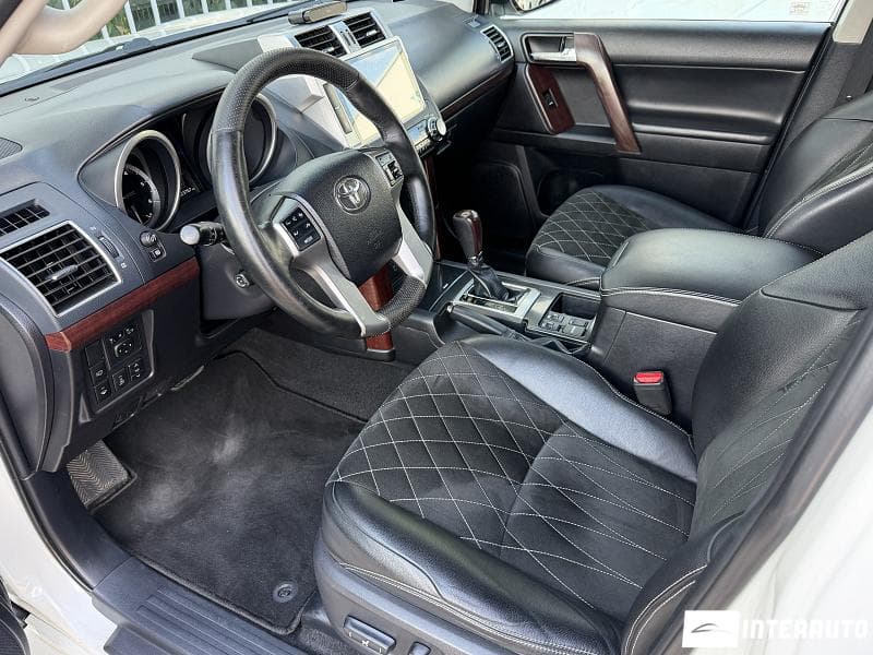 Toyota Land Cruiser Prado 2013 — Миниатюра 8
