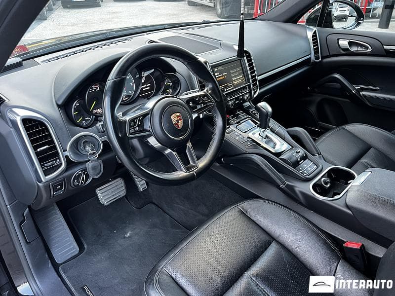 Porsche Cayenne S 2015 — Миниатюра 5