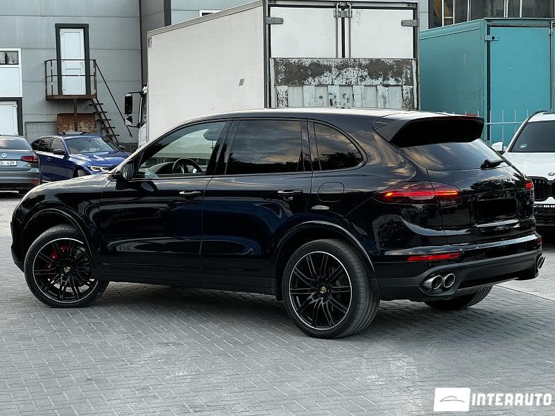 Porsche Cayenne S 2015 — Миниатюра 2