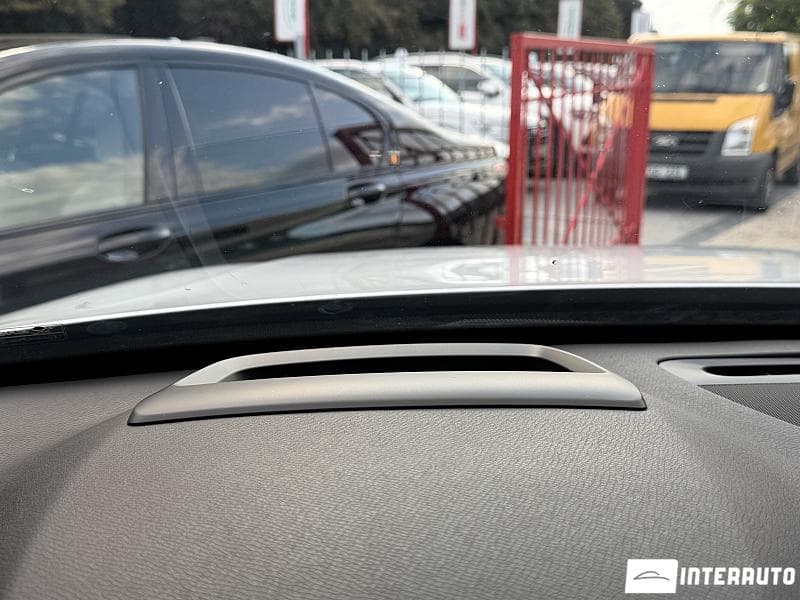 Volvo XC 90 2018 — Миниатюра 11