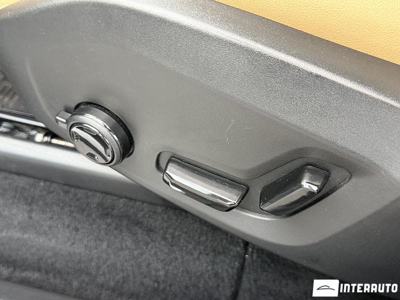 Volvo XC 90 2018 — Миниатюра 19
