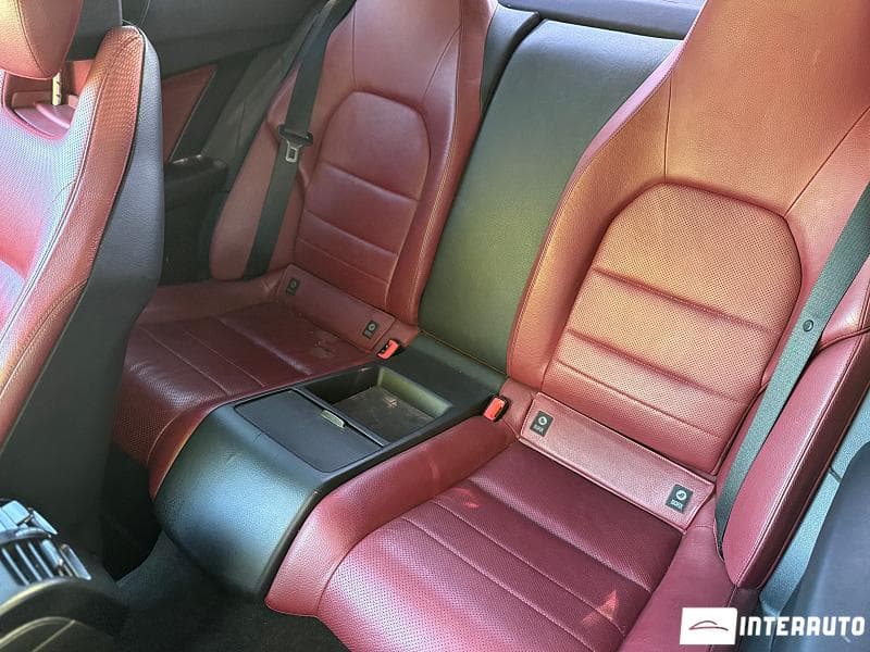 2015 Mercedes C 250 — Miniatură 16