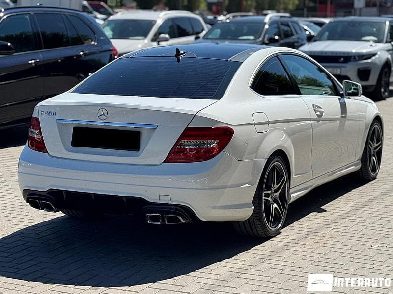 2015 Mercedes C 250 — Miniatură 2