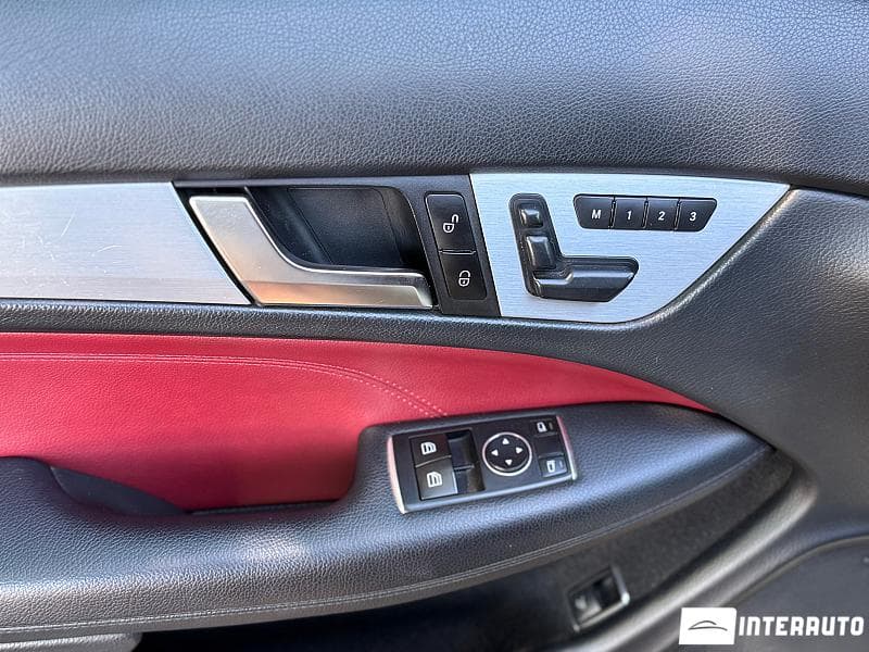 2015 Mercedes C 250 — Miniatură 8